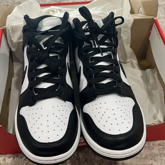 Nike Dunk High Retro - Picture 5 of 9